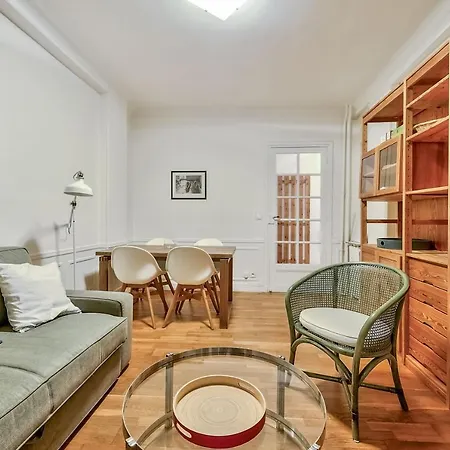 ** Charming -paris- **